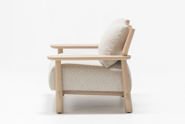 AKANE Lounge Chair