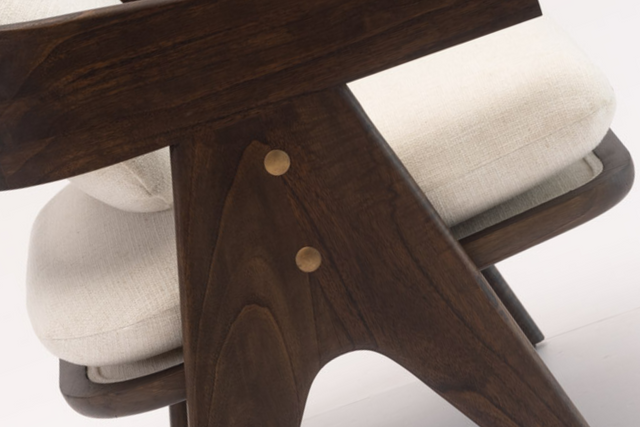 INARI Lounge Chair