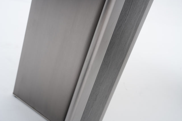 URBANO Dining Table