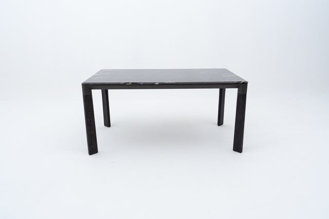 VOLCAN Dining Table