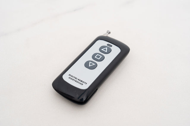 VOLTURA Power Extension Dining Table