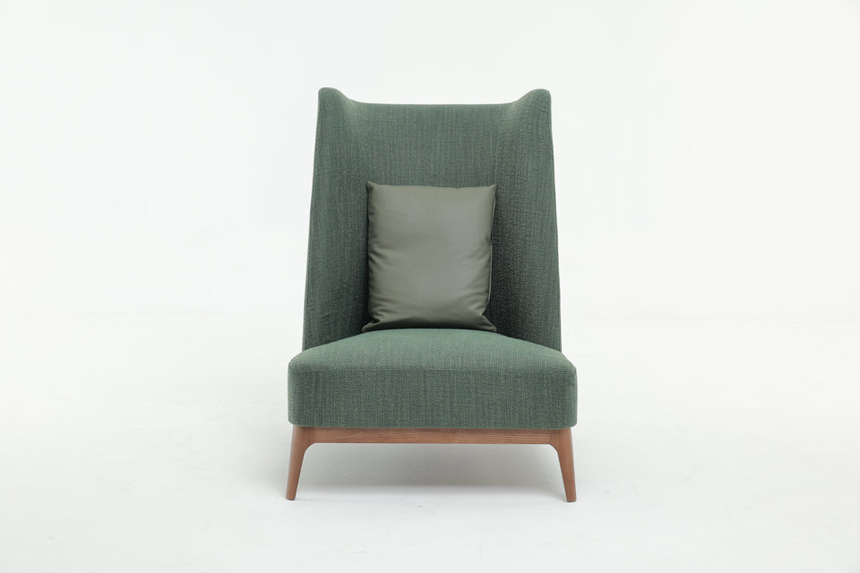 MACKAY Lounge Chair
