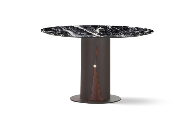 TIERRA Dining Table